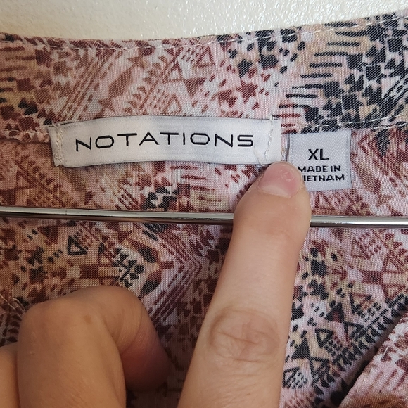 Women's Pink and Black Patterned Top - Picture 3 of 4